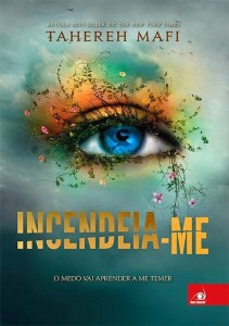 capa Incendeia-me - Tahere Mafi