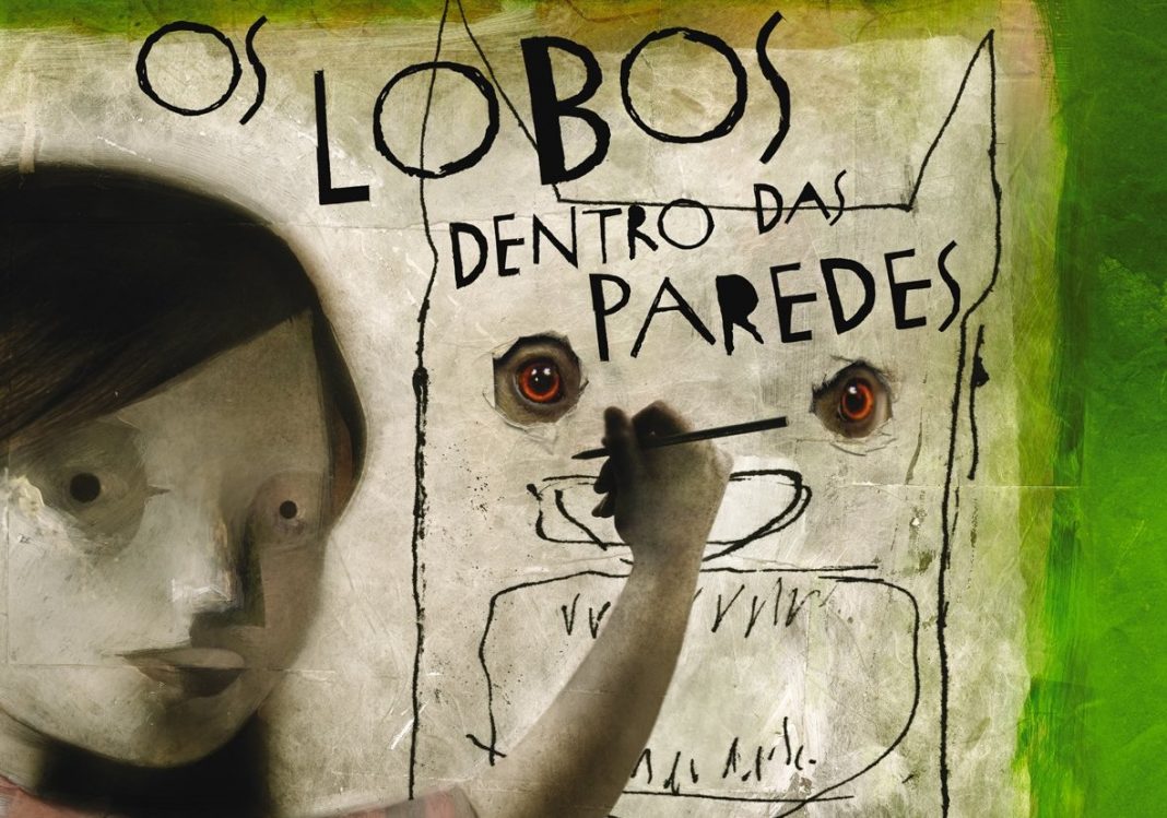 LOBOS_DENTRO_PAREDES