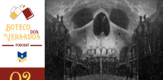 Vitrine do podcast Boteco dos Versados. Tem uma coluna lateral à esquerda, com a logo do podcast (uma caneca de chopp e um livro), o nome do podcast, a logo do site Leitor Cabuloso e abaixo o número do episódio 02. Em destaque, uma imagem assustadora de uma caveira humana pairando sobre pequena cidade. Tudo em preto e branco e com aspecto de envelhecido. Abaixo, escrito Contos de Terror
