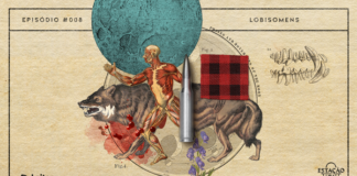 Composição no estilo colagens. Há ilustrações antigas de anatomia humana e lupina, esquemas de fases da lua e botânicas do acônito. Manchas de sangue, uma bala de prata e um retalho de pano xadrez vermelho e preto complementam a imagem. A imagem possui margem linear preta. Na parte superior, na mesma cor, há o letreiro “Episódio #008 - Lobisomens”. Na inferior esquerda, há o logo do portal “Leitor Cabuloso” (livro com punho saindo) e, na direita, o logo do podcast “Estação 21”.