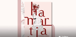 Capa do livro. Um fundo rosa claro, e em primeiro plano ilustração de um estatua semelhante à venus de milo, apenas branca e preta. Na metade superior da cabeça da estátua saem algumas rosas e flores vermelhas. O título "hamartia" ocupa toda a capa em vermelho, separado em cada sílaba em uma linha, e contornando a estátua, as vezes atrás outas a frente.